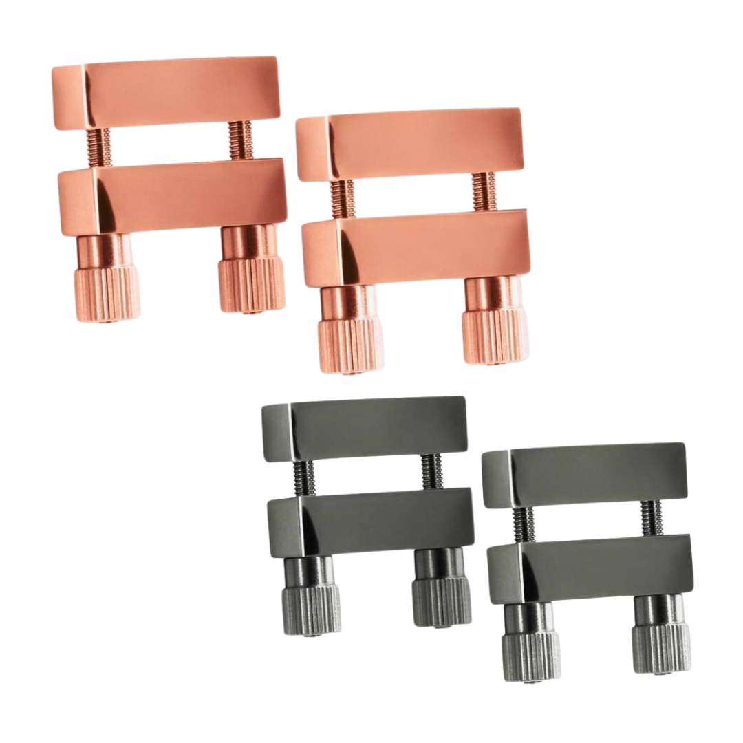 nickel-free metal in rose gold and black finishes.
Keywords: adjustable nipple clamps, Bound clamps, silicone-tipped nipple clamps, nickel-free clamps, beginner-friendly clamps, BDSM accessories, rose gold nipple clamps, black nipple clamps, nipple stimulation clamps, customizable nipple clamps.
