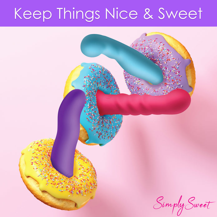 Violet silicone wavy dildo with vibrations, remote control, suction cup base, harness compatible, waterproof, body-safe. Keywords: vibrating silicone dildo, harness-compatible dildo, suction cup dildo, remote-controlled vibrator, waterproof vibrating dildo, Curve Toys premium dildo, wavy shaft dildo, rechargeable silicone dildo, vibrating strapon-compatible dildo.