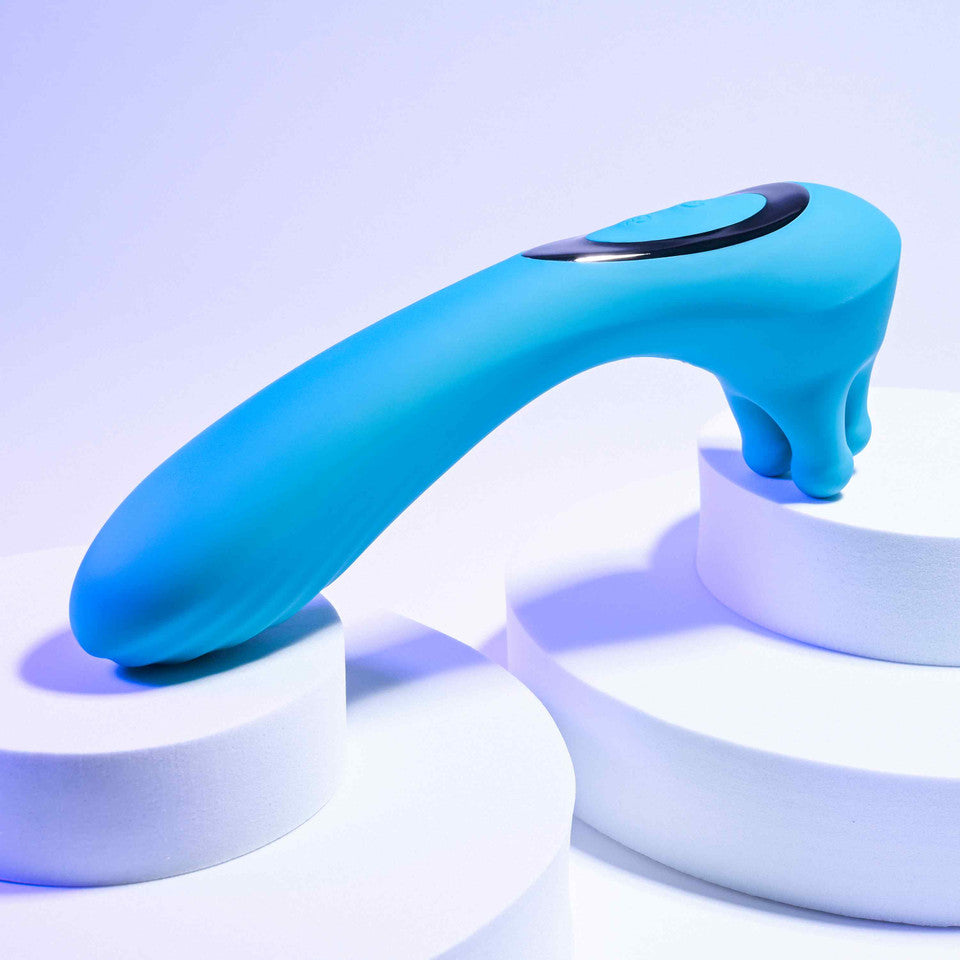 Heads Or Tails Silicone Rechargeable Dual Vibrator - Teal
‘Heads or Tails’ dual-ended vibrator, 9-speed vibrating shaft, 3-finger massaging end, waterproof, rechargeable, body-safe silicone.
dual-ended vibrator, Heads or Tails vibrator, 9-speed vibrator, massaging finger vibrator, waterproof vibrator, silicone vibrator, rechargeable vibrator, vibrating shaft, versatile sex toy, customizable pleasure toy.