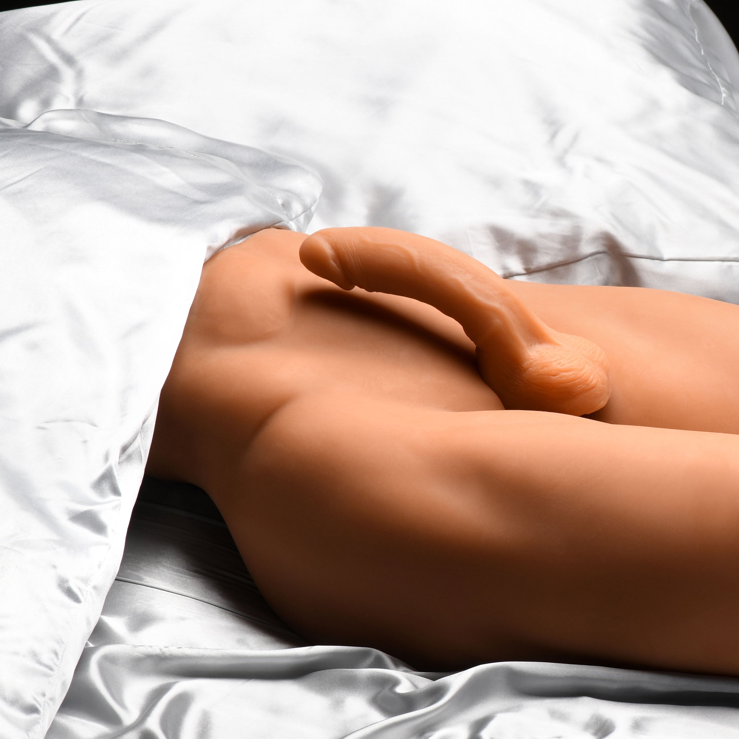 JOCK Male Sex Partner Doll with remote-controlled thrusting dildo, textured anal canal, and posable steel frame.
male sex doll, posable love doll, thrusting dildo, vibrating dildo, warming dildo, textured anal canal, realistic sex doll, TPE sex doll, remote-controlled dildo, adult partner doll