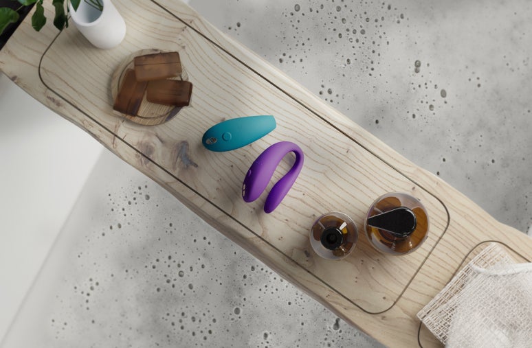 Sync Go Couples Vibrator | We Vibe