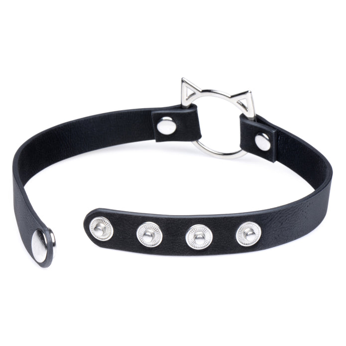Kitty play choker in pink or black, with cat-shaped O-ring, adjustable snap buttons, and lightweight PU leather design for stylish, comfortable wear.