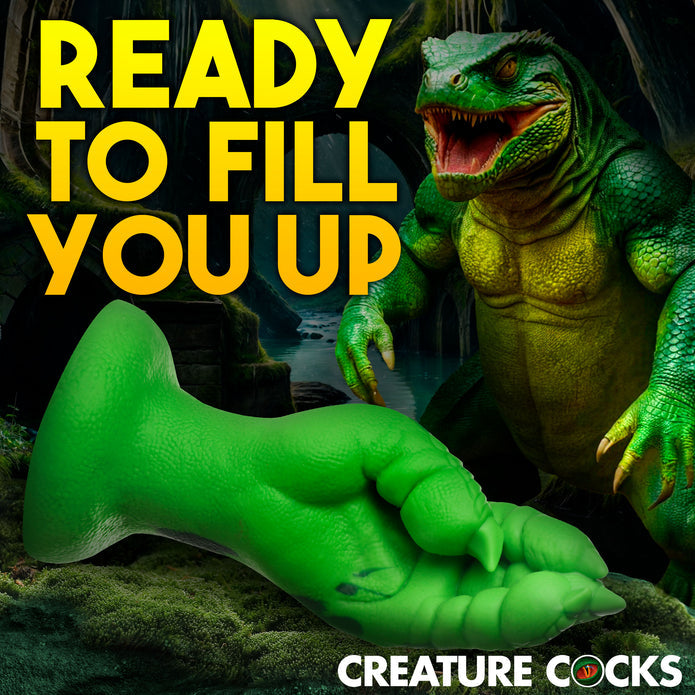 Green clawed silicone dildo with suction cup base, harness compatibility, and textured scales.
raptor claw dildo, fantasy silicone dildo, creature cock claw, green clawed dildo, fisting silicone dildo, harness-compatible dildo, suction cup dildo, phthalate-free dildo, textured fantasy dildo, premium silicone claw toy