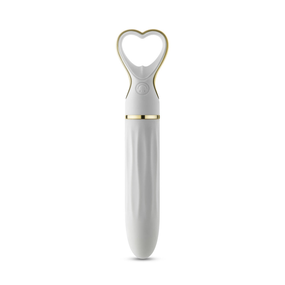A chic, heart-shaped vibrator with 10 vibration modes, a tapered tip, and a gold-accented handle. Made from soft silicone, it’s splashproof, USB rechargeable, and compact for travel.
Keywords: Delice vibrator, heart-shaped handle, chic vibrator, Puria silicone, UltraSilk finish, splashproof vibrator, USB rechargeable, travel-friendly vibrator, 10 vibration modes, compact vibrator, body-safe silicone, giftable vibrator