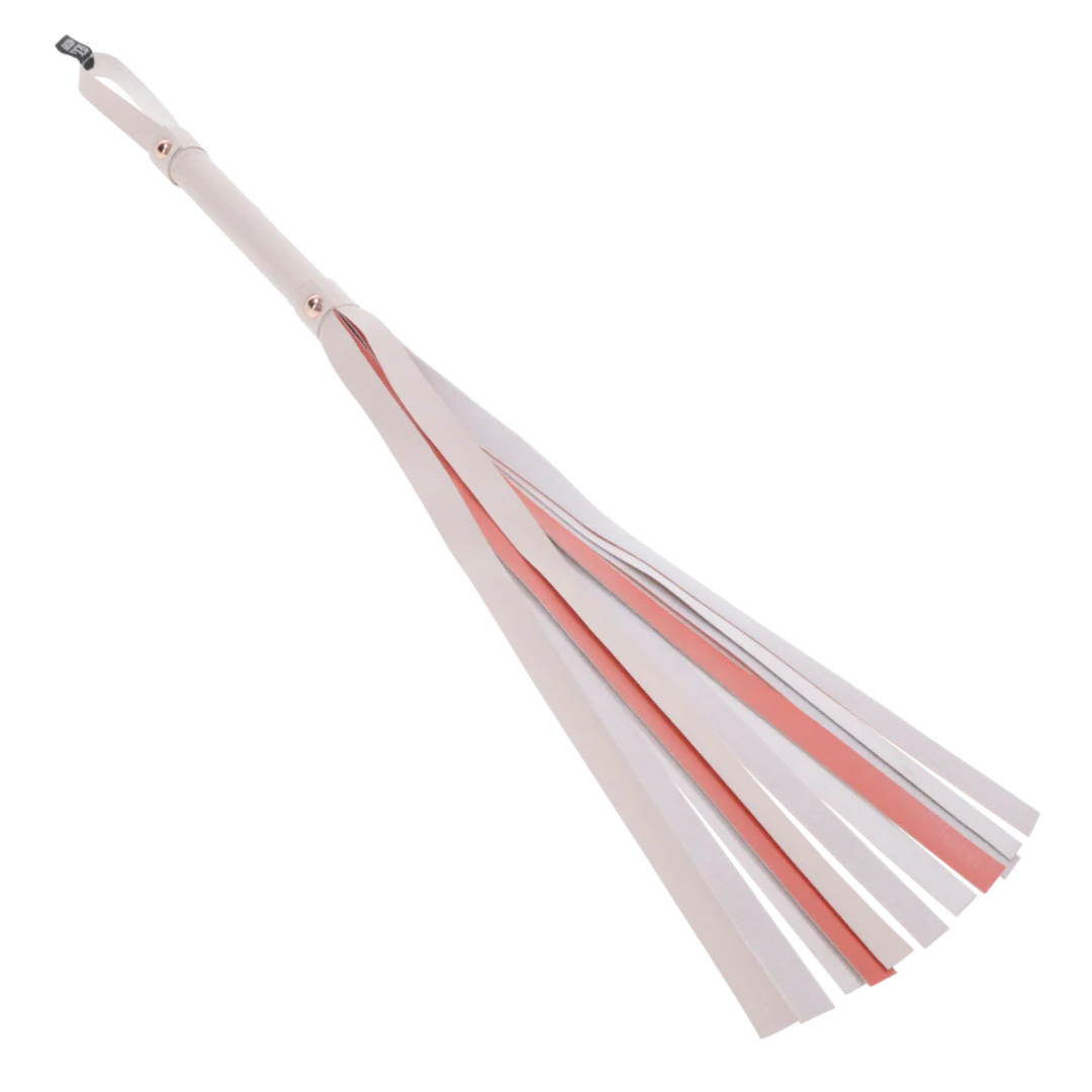 Peaches ‘n CreaMe Flogger: A playful flogger with 32-inch faux leather falls, a whimsical striped handle, and elegant rose gold accents. Perfect for flirty, teasing passion and satisfying strikes!
