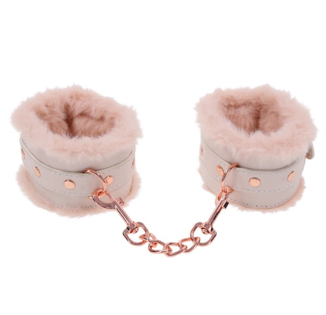 Sex and Mischief Peaches N Creame Fur Handcuffs