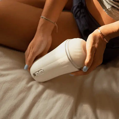 The Robin Vibrating Stroking Masturbator features 5 vibration modes plus Boost Mode, a soft TPE sleeve, and an LED display. Compact, rechargeable, and long-lasting, it’s your go-to for powerful and discreet pleasure.
Robin vibrating stroker, stroking masturbator, 5 vibration modes + Boost, rechargeable male masturbator, TPE sleeve masturbator, compact stroker, ergonomic male sex toy, LED display stroker, long-lasting masturbator.