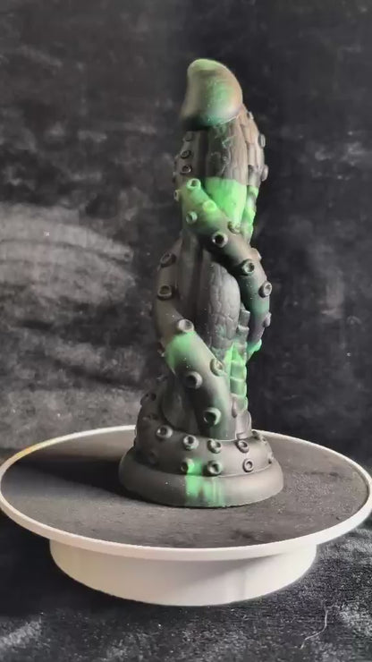 9" Green/Black Fantasy Tentacle Silicone Toy with Strong Suction Cup